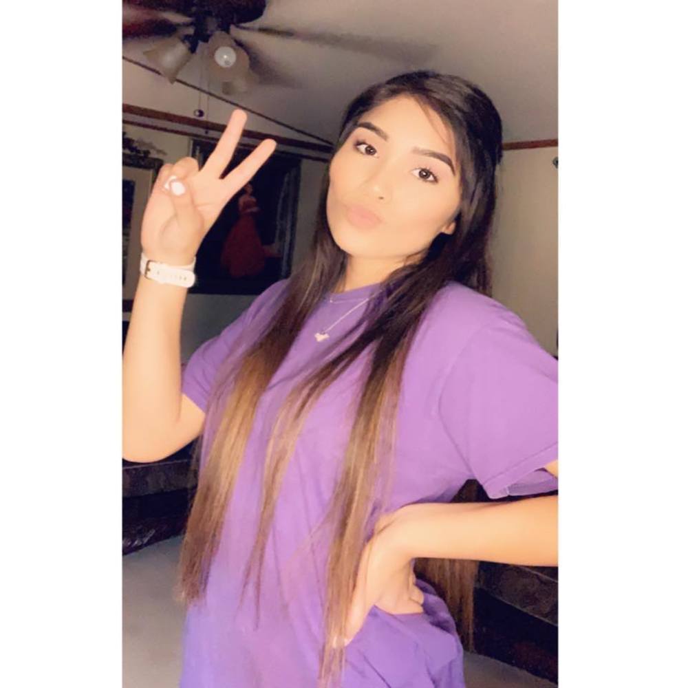 Meet your Posher, Emma